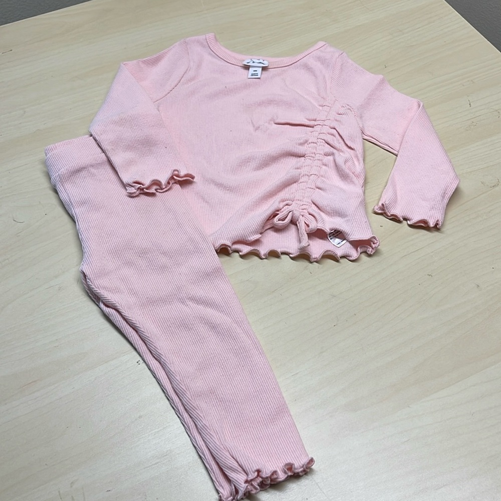 Art Class matching set. Size 18M